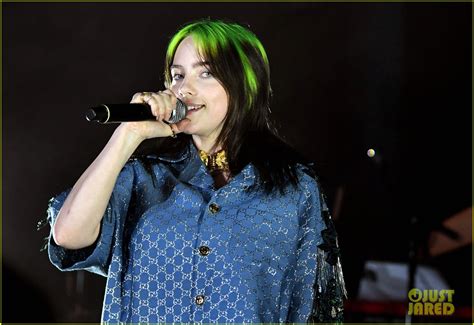 billy elish boobs|Billie Eilish says she lost 100,000 followers over a picture of her。